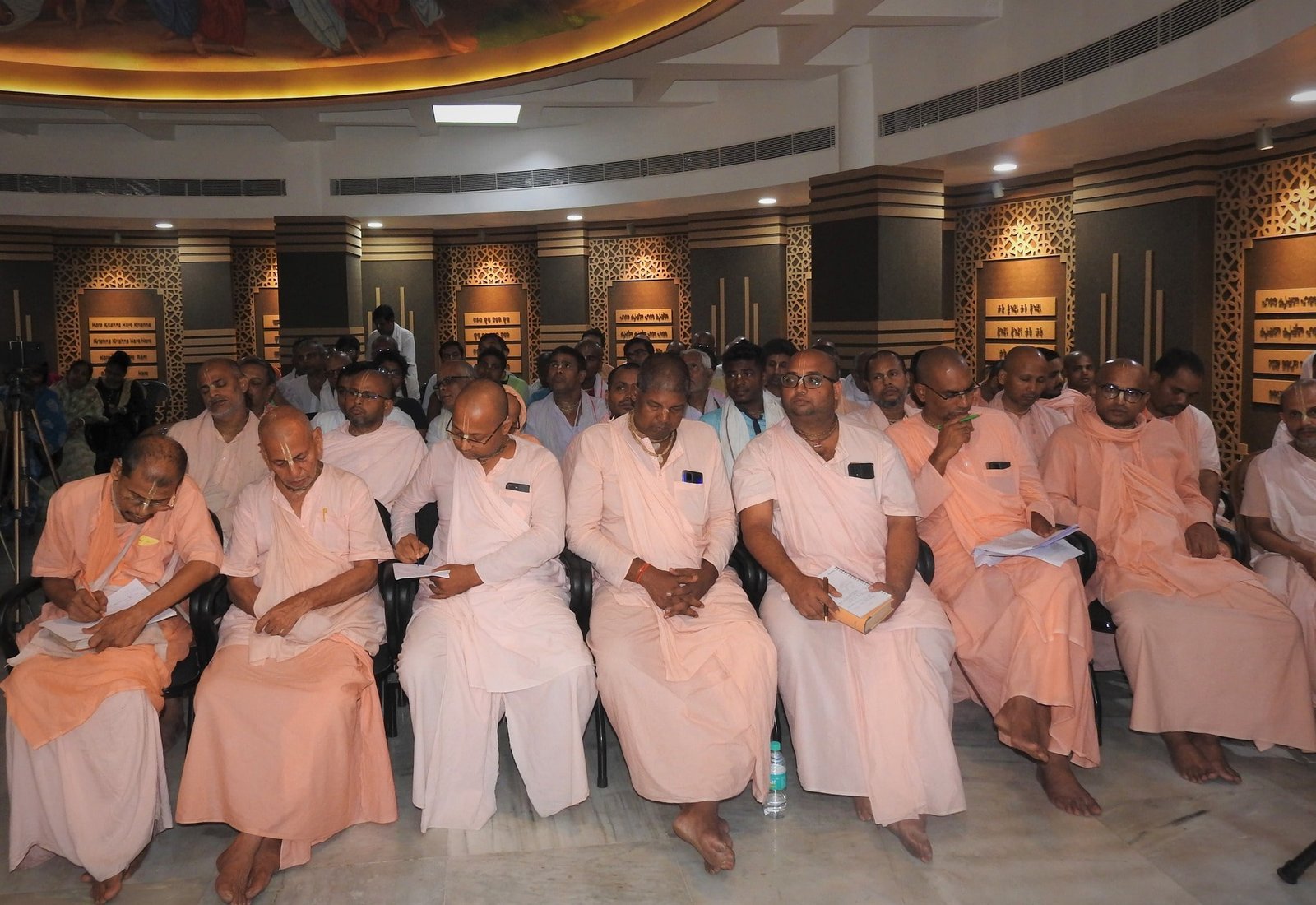 Gaudiya-Mission-Auditorium-Bagbazar-4.jpg